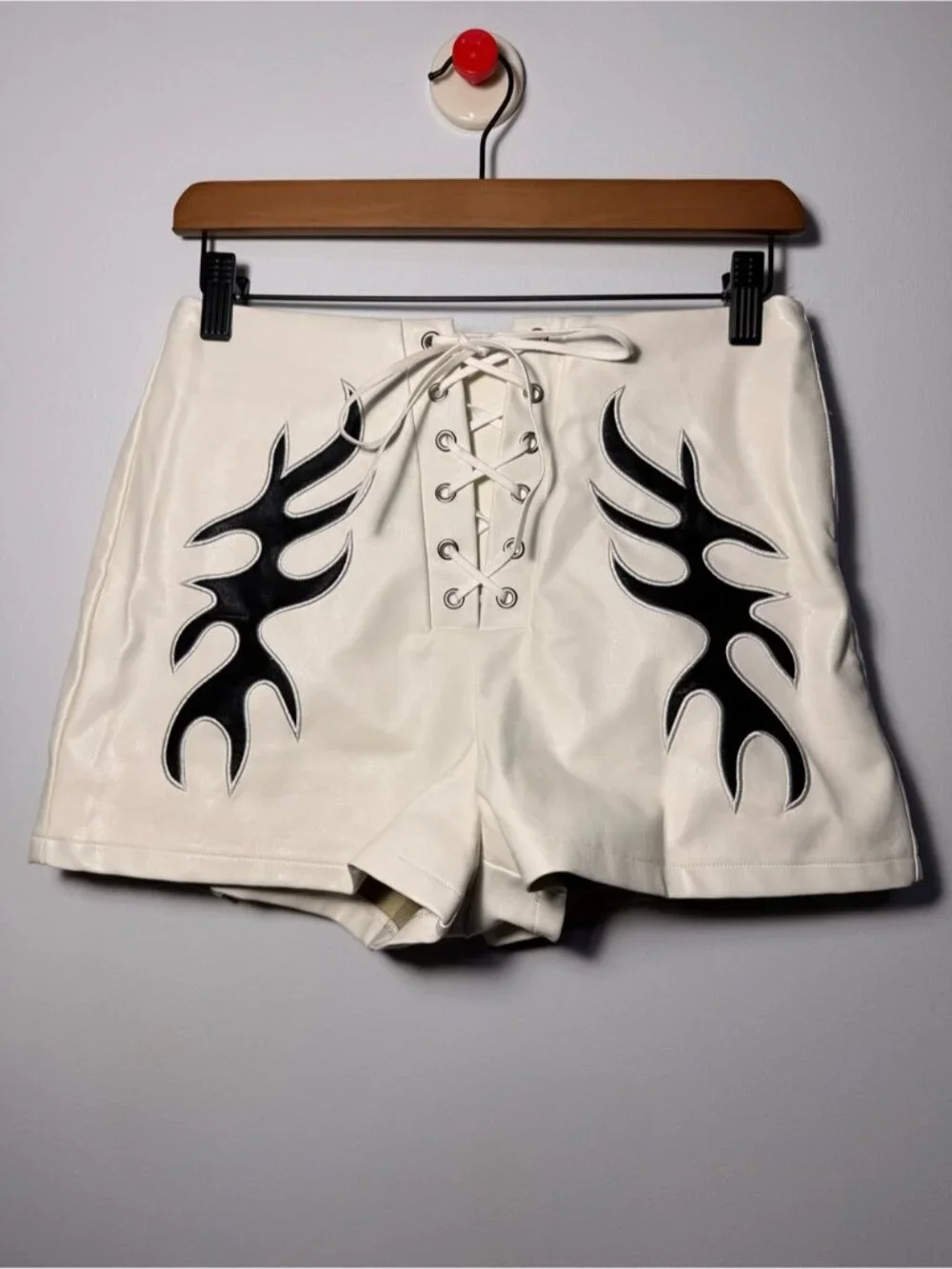 12th Tribe Cream Lace-Up Shorts with Black Tribal Motifs size S